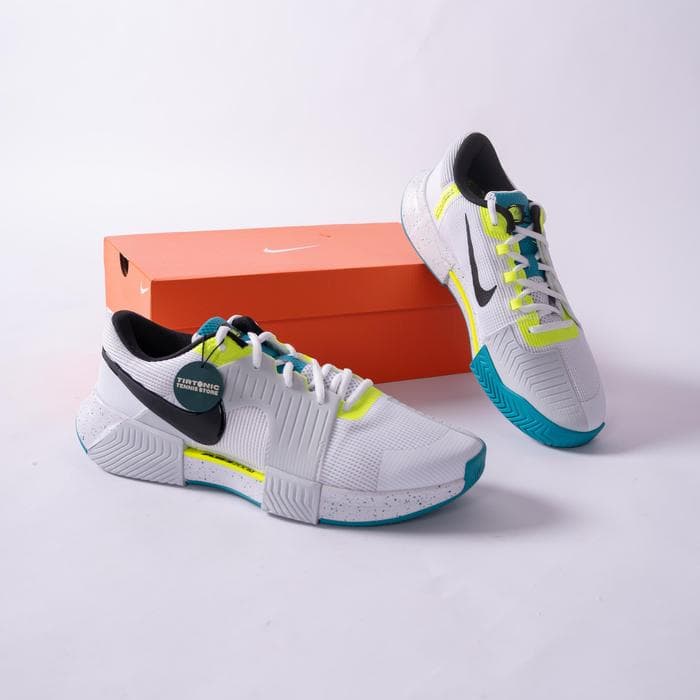 Sepatu Tenis Nike GP Challenge 1.5 Tennis Shoes